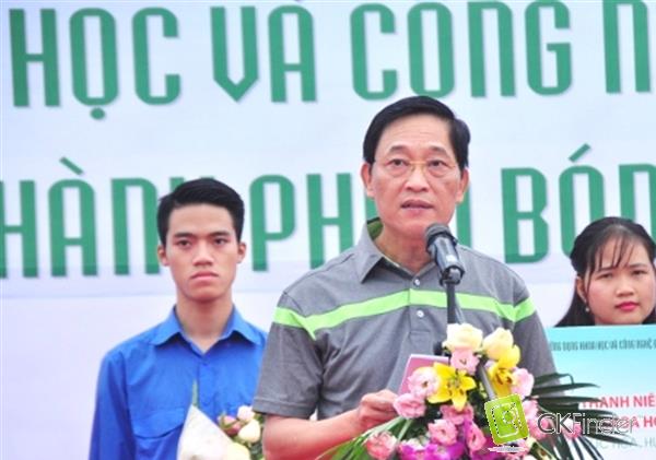 Ứng dụng khoa học và công nghệ để xử lý rơm rạ thành phân vi sinh