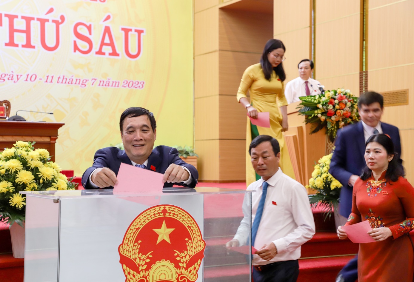 Kỳ họp thứ Sáu - HĐND tỉnh khóa XIX: Miễn nhiệm và bầu bổ sung Ủy viên UBND tỉnh, nhiệm kỳ 2021 - 2026