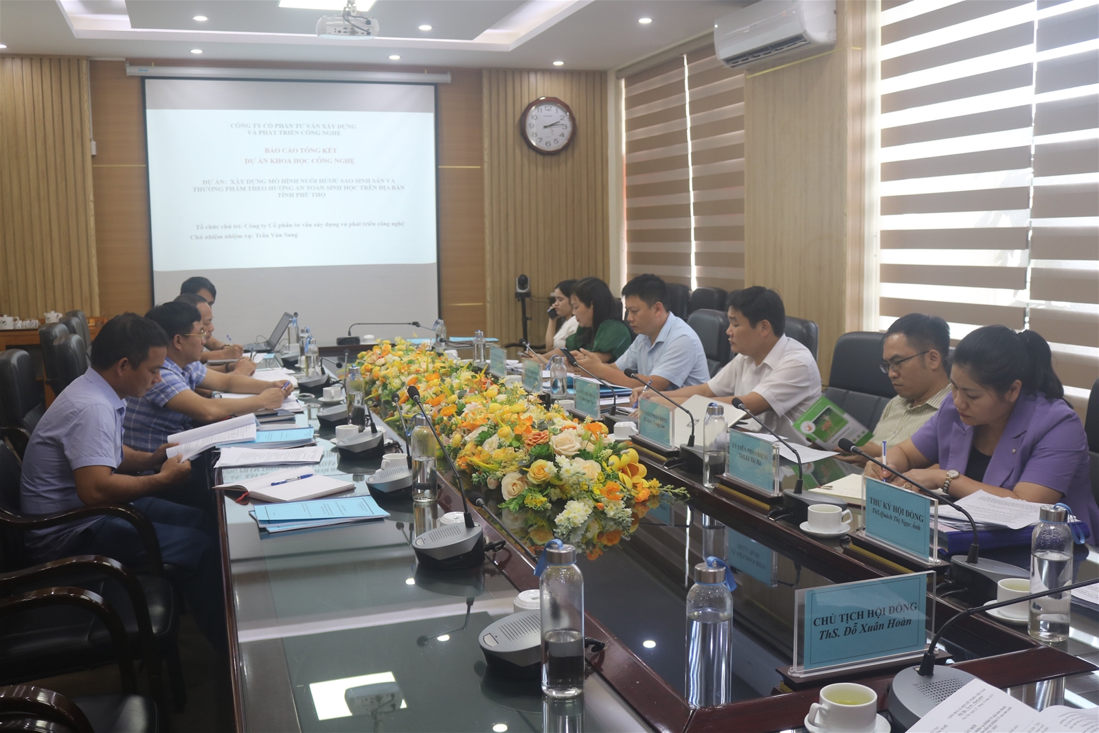 Nghiệm thu dự án KH&CN “Xây dựng mô hình ứng dụng tiến bộ kỹ thuật chăn nuôi Hươu sao sinh sản và thương phẩm theo hướng an toàn sinh học trên địa bàn tỉnh Phú Thọ”