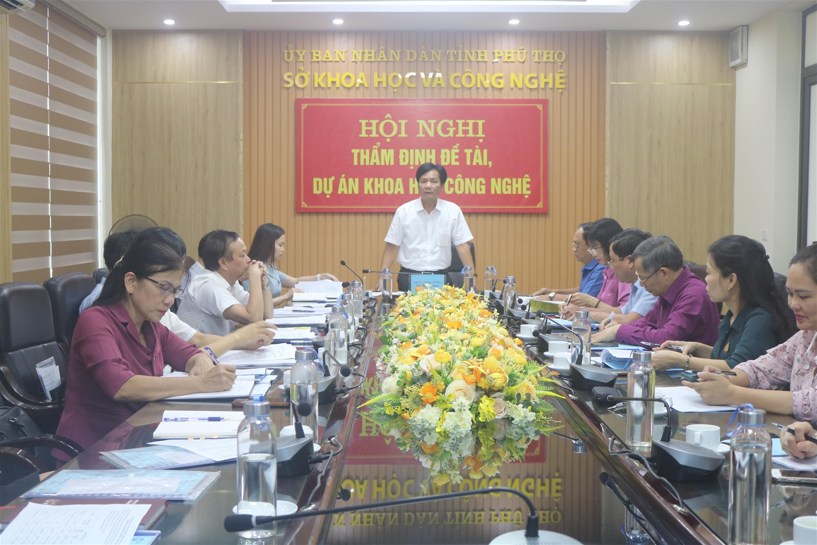 Thẩm định thuyết minh đề tài: Nghiên cứu biên soạn bộ tài liệu bồi dưỡng nâng cao năng lực cán bộ lãnh đạo, quản lý cấp xã trong xây dựng nông thôn mới trên địa bàn tỉnh Phú Thọ