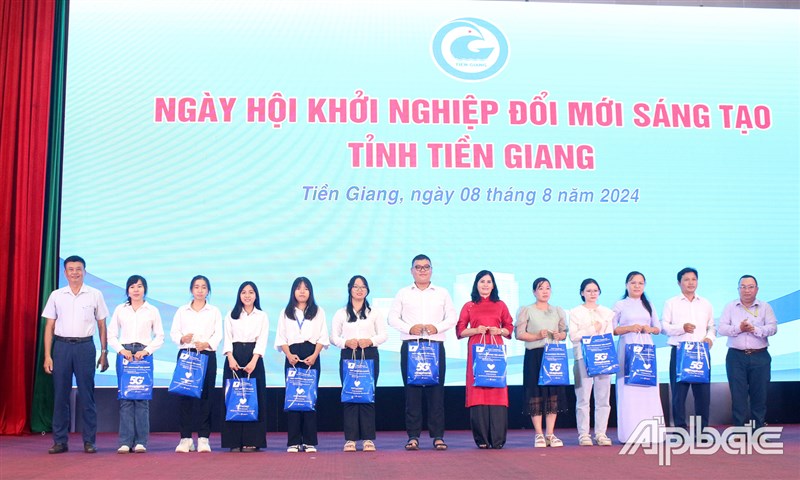 Truyền thông Cuộc thi ý tưởng, dự án khởi nghiệp đổi mới sáng tạo tỉnh Tiền Giang năm 2024