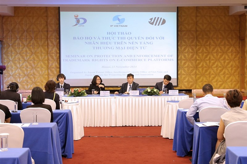 Tăng cường bảo hộ và thực thi quyền đối với nhãn hiệu trên nền tảng thương mại điện tử