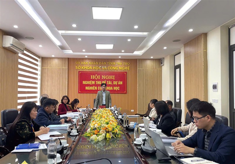 Nghiệm thu đề tài KHCN: “Nghiên cứu chế phẩm vi sinh trong sản xuất rau an toàn theo mô hình nông nghiệp tuần hoàn trên địa bàn tỉnh Phú Thọ”