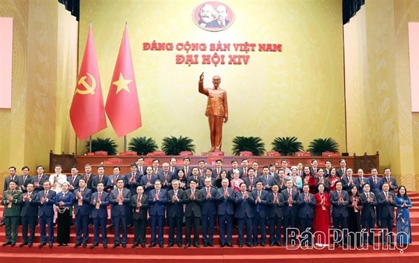 Phát huy sức mạnh đoàn kết, truyền thống văn hóa vùng Đất Tổ; tiên phong trong đổi mới, sáng tạo, chuyển đổi số; tạo đột phá để Phú Thọ phát triển nhanh, bền vững, cùng cả nước tự cường, tự tin, tiến mạnh trong kỷ nguyên vươn mình của dân tộc