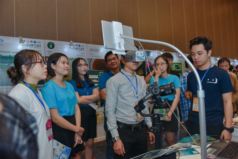 Xây dựng quốc gia khởi nghiệp: từ khát vọng đến hành động