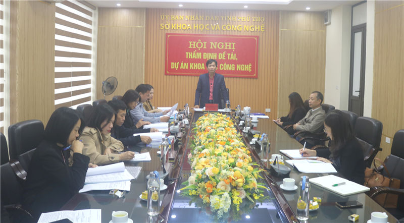 Thẩm định thuyết minh dự án khoa học và công nghệ cấp tỉnh : Xây dựng mô hình phát triển giống lúa chất lượng cao, kháng bệnh bạc lá BT7KBL-02 phục vụ sản xuất lúa gạo hàng hóa tại Phú Thọ