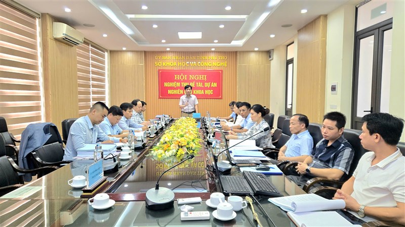 Nghiệm thu dự án: “Ứng dụng điện năng lượng mặt trời và công nghệ tự động hóa hỗ trợ, nâng cao hiệu quả sản xuất nông nghiệp công nghệ cao tại tỉnh Phú Thọ”