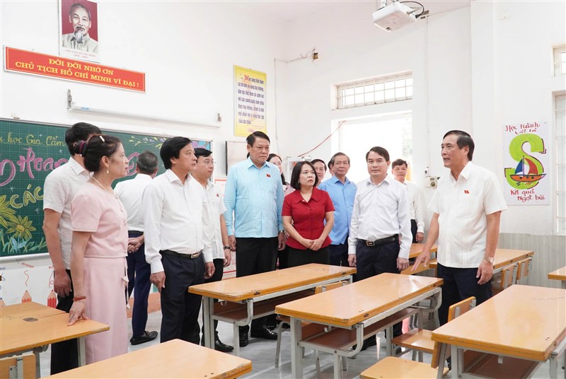 Đoàn ĐBQH tỉnh khảo sát việc thực hiện các Nghị quyết về sắp xếp đơn vị hành chính cấp tỉnh, cấp xã trên địa bàn phường Việt Trì