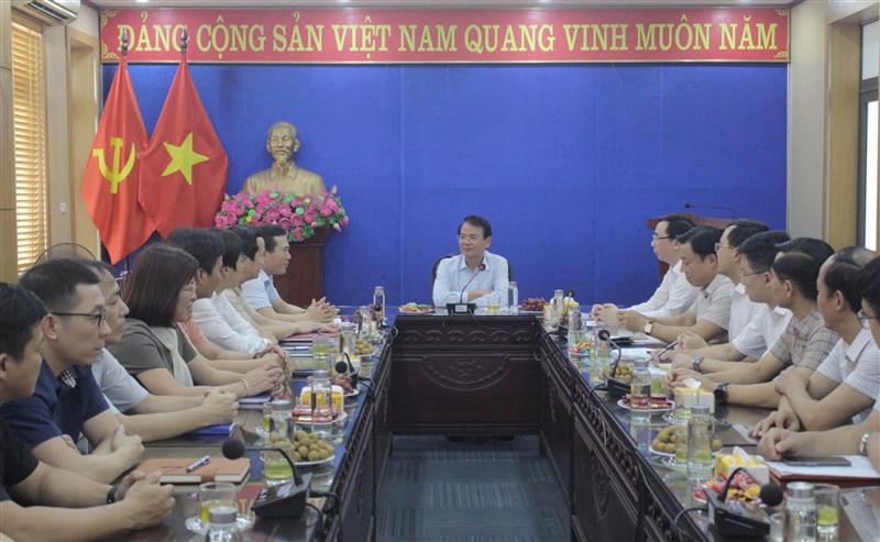 Bí thư Tỉnh ủy Đặng Xuân Phong thăm Sở Khoa học và Công nghệ