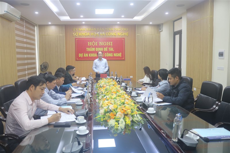 Thẩm định thuyết minh nhiệm vụ KH&CN thuộc Chương Năng suất chất lượng tỉnh Phú Thọ “Ứng dụng công nghệ sản xuất thông minh trong sản xuất nguyên liệu búp chè tím chất lượng cao tại công ty TNHH Đầu tư và Phát triển Trà UT”