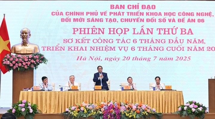 Hoàn thiện thể chế, thu hút nhân tài về KHCN, phát triển hạ tầng số là ưu tiên trong 6 tháng cuối năm 2025