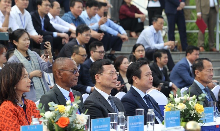 Khai mạc Tuần lễ Số Quốc tế Việt Nam 2025: Thúc đẩy hợp tác và quản trị AI có trách nhiệm
