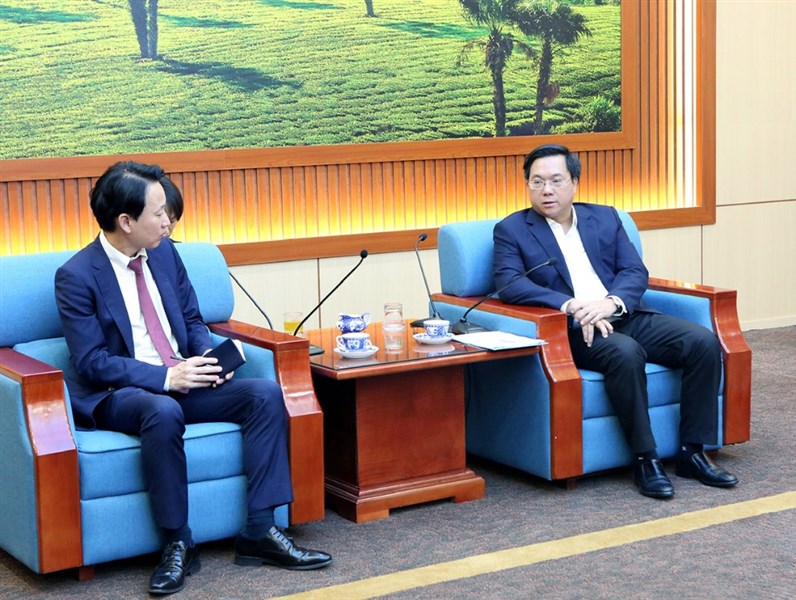 Chủ tịch UBND tỉnh Trần Duy Đông tiếp và làm việc với Tập đoàn Sumitomo (Nhật Bản)