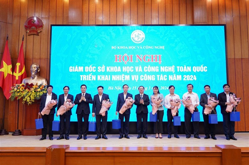 KH&CN Địa phương: Phát triển nhanh, bền vững dựa chủ yếu vào KH,CN&ĐMST