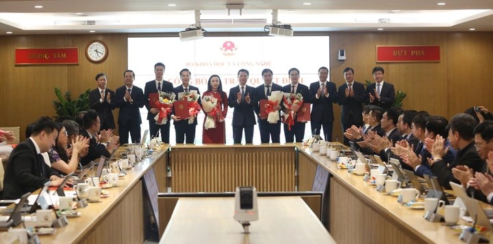 Bộ KH&CN điều động, bổ nhiệm 05 lãnh đạo các đơn vị trực thuộc