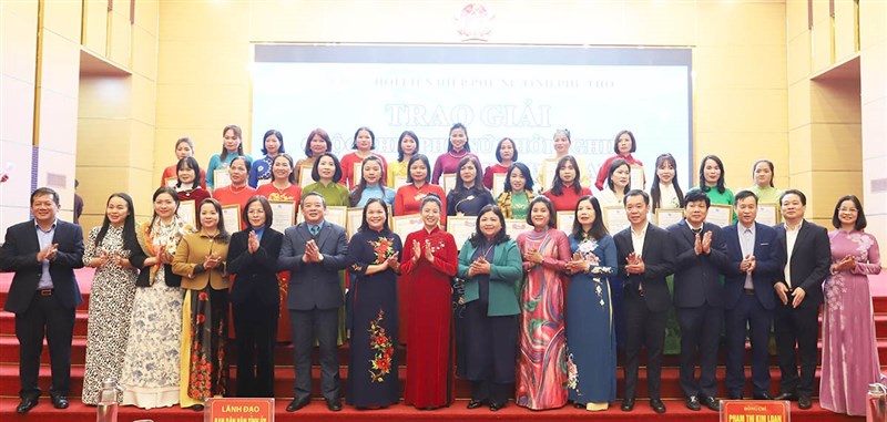 Trao giải Cuộc thi “Phụ nữ khởi nghiệp sáng tạo và chuyển đổi xanh” năm 2024