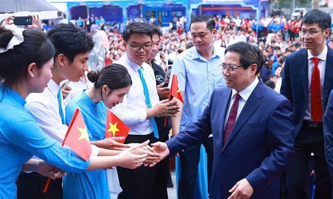 Thủ tướng phát động phong trào đổi mới sáng tạo và chuyển đổi số