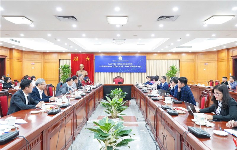 Dự thảo Luật KH,CN&ĐMST: Thúc đẩy mạnh mẽ hệ thống nghiên cứu KH&CN giúp Việt Nam vươn lên trong nền kinh tế tri thức toàn cầu