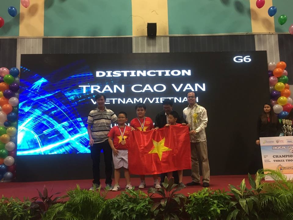 Học sinh Việt Nam giành chức vô địch Robothon quốc tế 2016