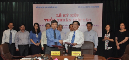 Bộ KH&CN ký thỏa thuận hợp tác với Bộ Biên tập Tạp chí Cộng sản