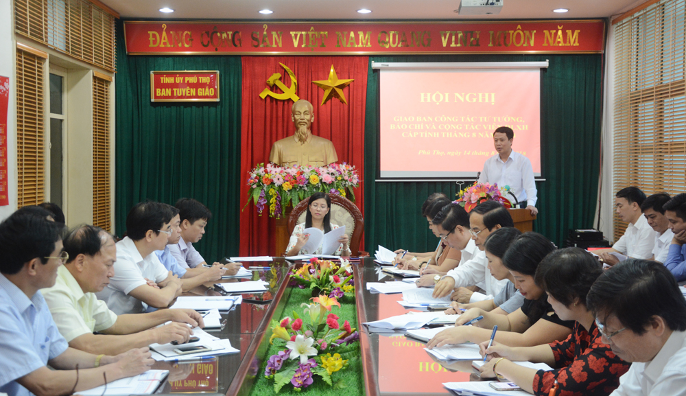 Giao ban công tác báo chí, tư tưởng và cộng tác viên dư luận xã hội tháng 8