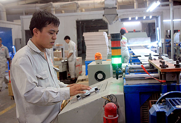 Hoàng Đức Mạnh - Người công nhân say mê sáng tạo
