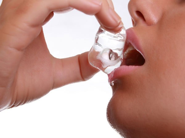 Tìm ra lợi ích không ngờ của việc ăn đá lạnh