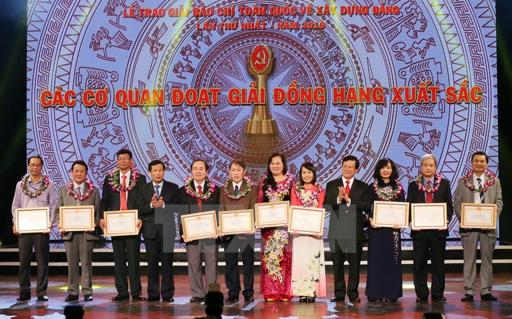 89 tác phẩm vào chung khảo Giải Búa liềm vàng lần thứ hai năm 2017