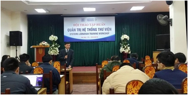  Bồi dưỡng nghiệp vụ thông tin, thư viện, thống kê khoa học và công nghệ tại Lào