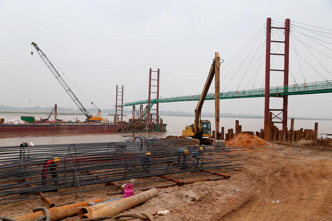 Đẩy nhanh thực hiện các dự án giao thông trọng điểm trên địa bàn thành phố Việt Trì, phục vụ kết nối giao thương, phát triển kinh tế - xã hội