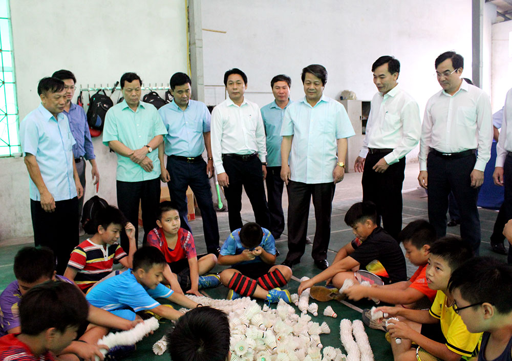 Bí thư Tỉnh ủy Hoàng Dân Mạc làm việc với Sở Văn hóa, Thể thao và Du lịch