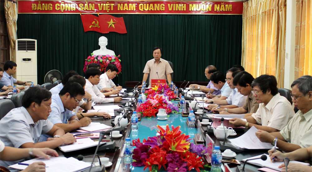 Kiểm tra kiểm điểm giữa nhiệm kỳ thực hiện Nghị quyết Đại hội Đảng bộ tỉnh tại huyện Đoan Hùng