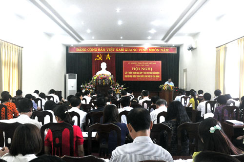 Lấy ý kiến tham gia góp ý vào các dự thảo văn kiện Đại hội Đại biểu toàn quốc lần thứ XII của Đảng