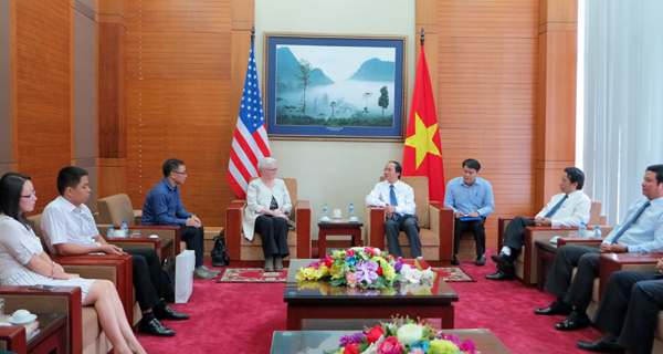 Phó Chủ tịch UBND tỉnh Hà Kế San tiếp và làm việc với Phó Đại sứ Hoa Kỳ tại Việt Nam