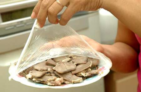 4 cách đựng thức ăn cực nguy hiểm, dễ gây bệnh ung thư