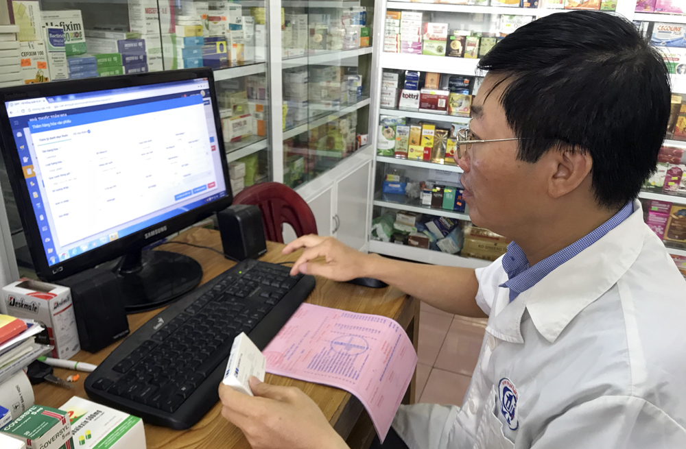 Ứng dụng công nghệ hiện đại vào quản lý kinh doanh dược phẩm