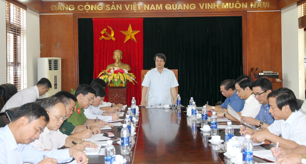 Kiểm tra việc kiểm điểm giữa nhiệm kỳ thực hiện Nghị quyết Đại hội Đảng bộ tỉnh lần thứ XVIII