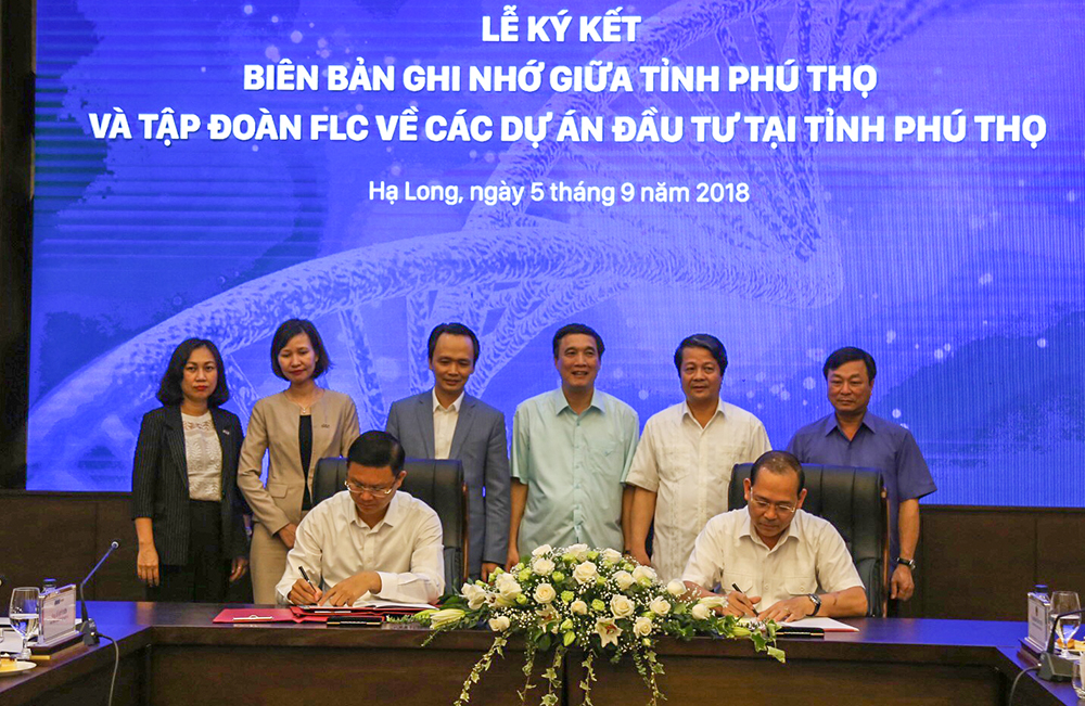 Đoàn lãnh đạo tỉnh thăm và làm việc với Tập đoàn FLC