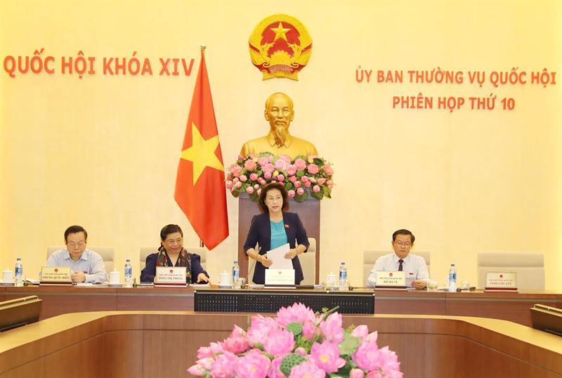 Khai mạc phiên họp thứ 10 của Ủy ban Thường vụ Quốc hội