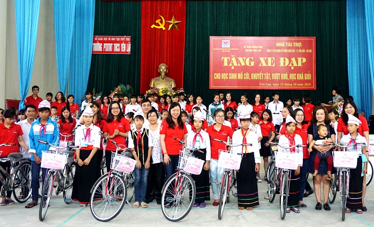 Tạo điều kiện để trẻ mồ côi, khuyết tật được học tập thường xuyên, học tập suốt đời