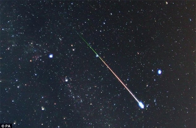 Người yêu thiên văn Việt Nam sắp được chiêm ngưỡng mưa sao băng Delta Aquarids