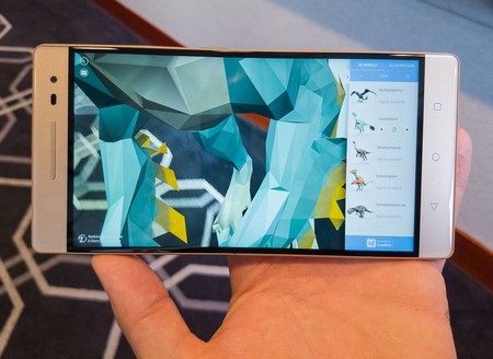 Ra mắt smartphone thương mại đầu tiên trang bị công nghệ "ảo hóa thế giới thực"