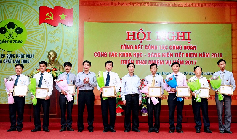 Những tấm gương lao động sáng tạo ở Công ty CP Supe Phốt phát và Hóa chất Lâm Thao