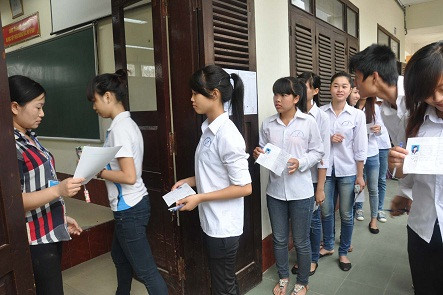 Các trường đại học cần công khai lộ trình tăng học phí