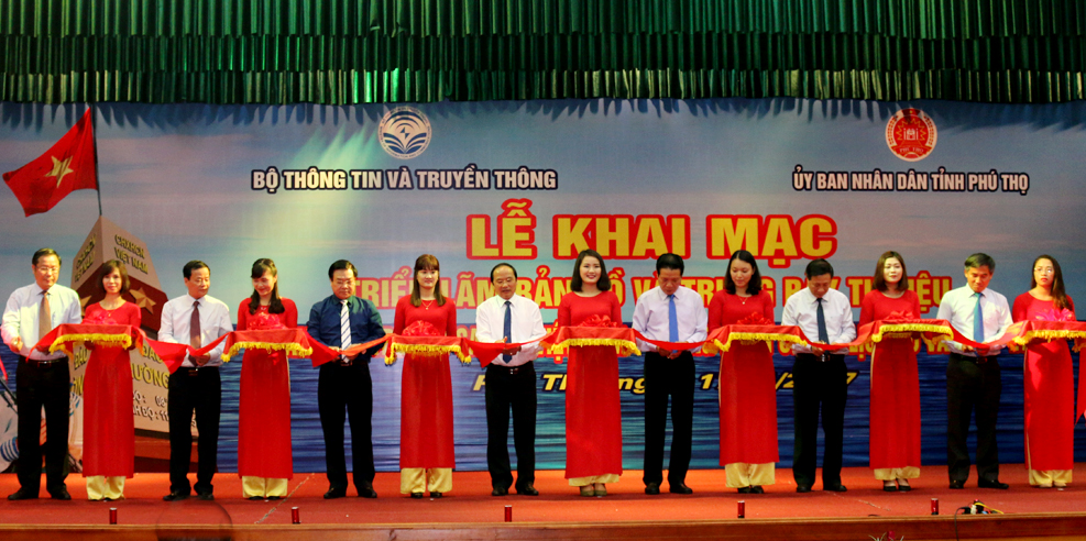 Khai mạc Triển lãm bản đồ và trưng bày tư liệu “Hoàng Sa, Trường Sa của Việt Nam - Những bằng chứng lịch sử và pháp lý”