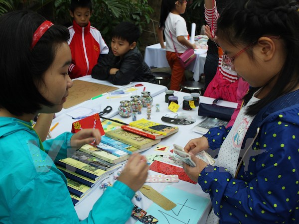 Phiên đấu giá độc đáo của "mọt sách" nhí Thủ đô vì bạn bè Phú Thọ